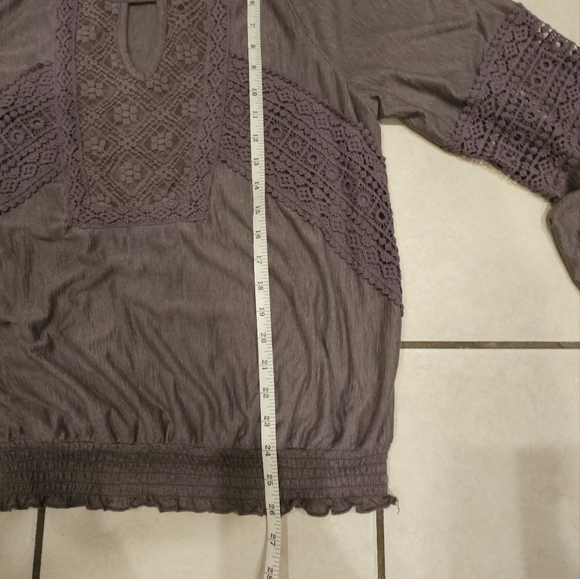 Knox Rose Purple Lace Detail Women's Top - Picture 11 of 14